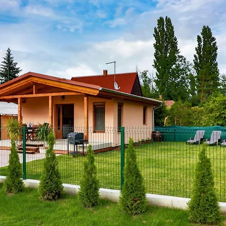Apartmán Hullam Nyaralo *