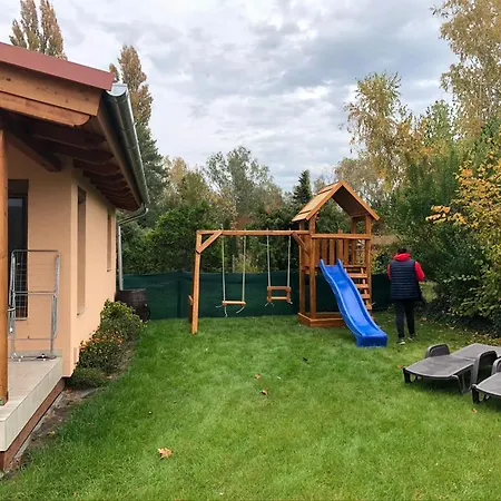 Hullam Nyaralo Apartmán *