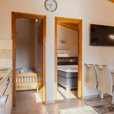 Apartament Hullam Nyaralo