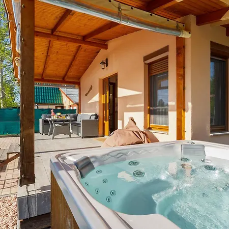 Apartament Hullam Nyaralo Balatonmáriafürdő