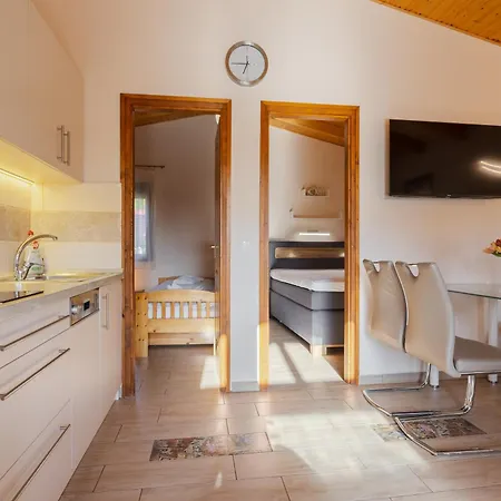 Apartament Hullam Nyaralo Balatonmáriafürdő